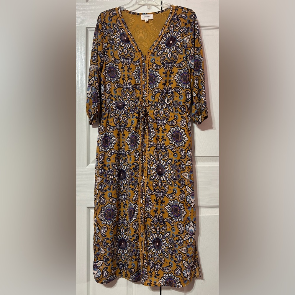 EVERLY Mustard Tan Floral Midi Dress Size S